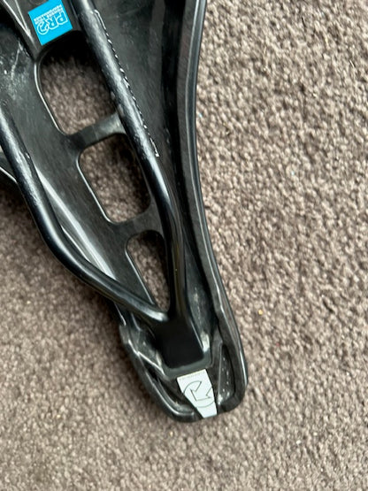 Pro Stealth Saddle - 148cm