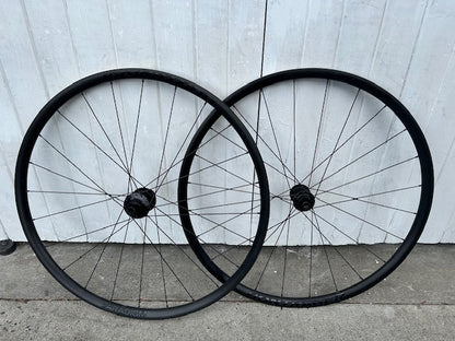 Bontrager Paradigm DISC TLR Wheelset