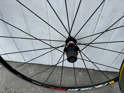 Mavic Aksium Race wheelset (11 Speed)