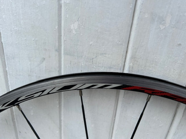 Mavic Aksium Race wheelset (11 Speed)