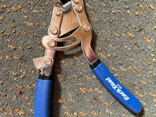 Park Tool BT-2 cable holder