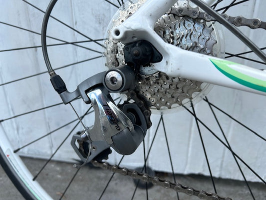Cannondale Synapse (10 Spd Tiagra)- Small/ Medium