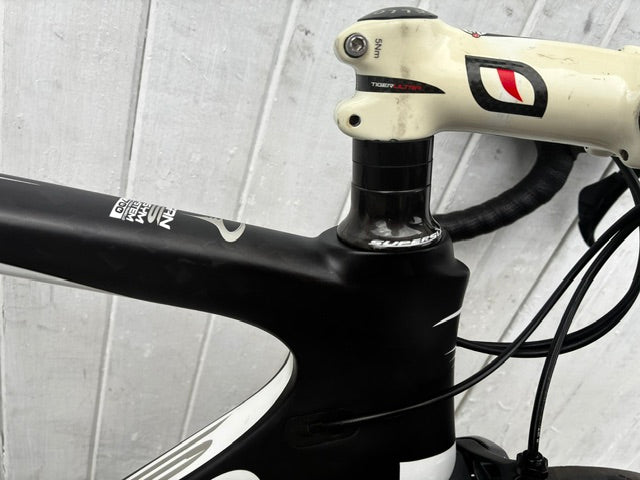 Pinarello Gan S (11 Spd Ultegra) - Medium 54cm