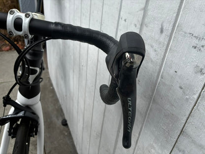 Pinarello Gan S (11 Spd Ultegra) - Medium 54cm