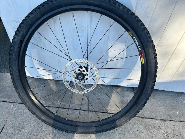 Mavic 317 26" MTB DISC Front QR Wheel (only one wheel)