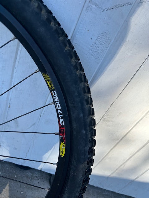 Mavic 317 26" MTB DISC Front QR Wheel (only one wheel)