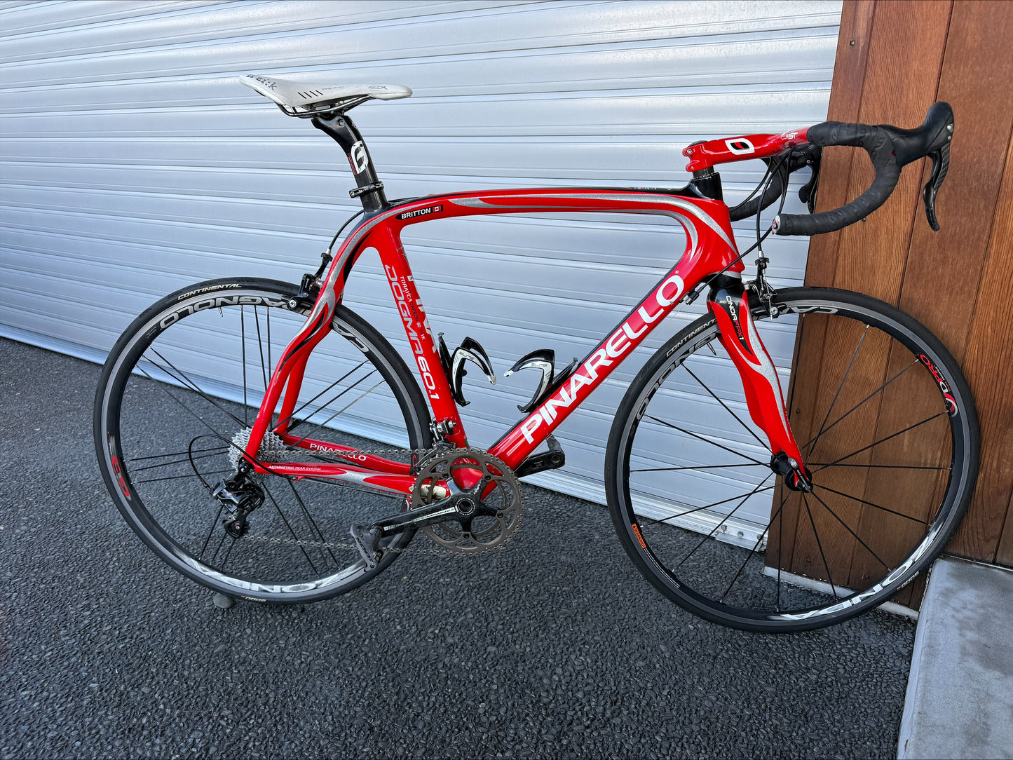 Pinarello Dogma 60.1 (11 Spd Campag Super Record) - Large (PICK UP HAMILTON CENTRAL)