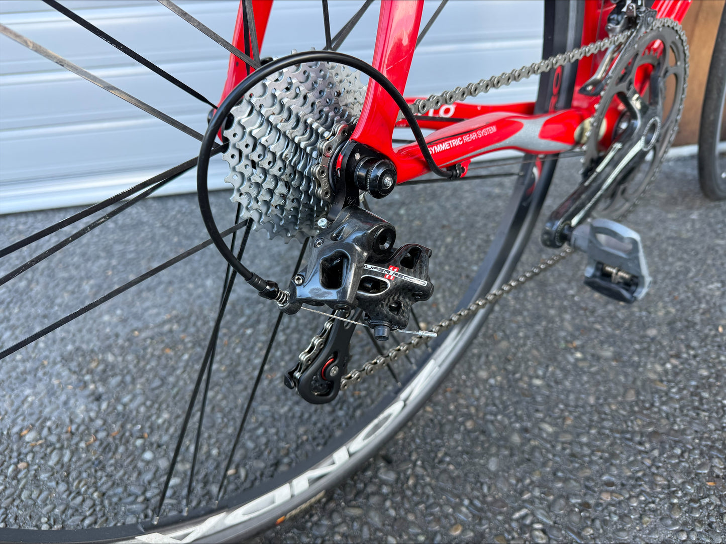 Pinarello Dogma 60.1 (11 Spd Campag Super Record) - Large (PICK UP HAMILTON CENTRAL)