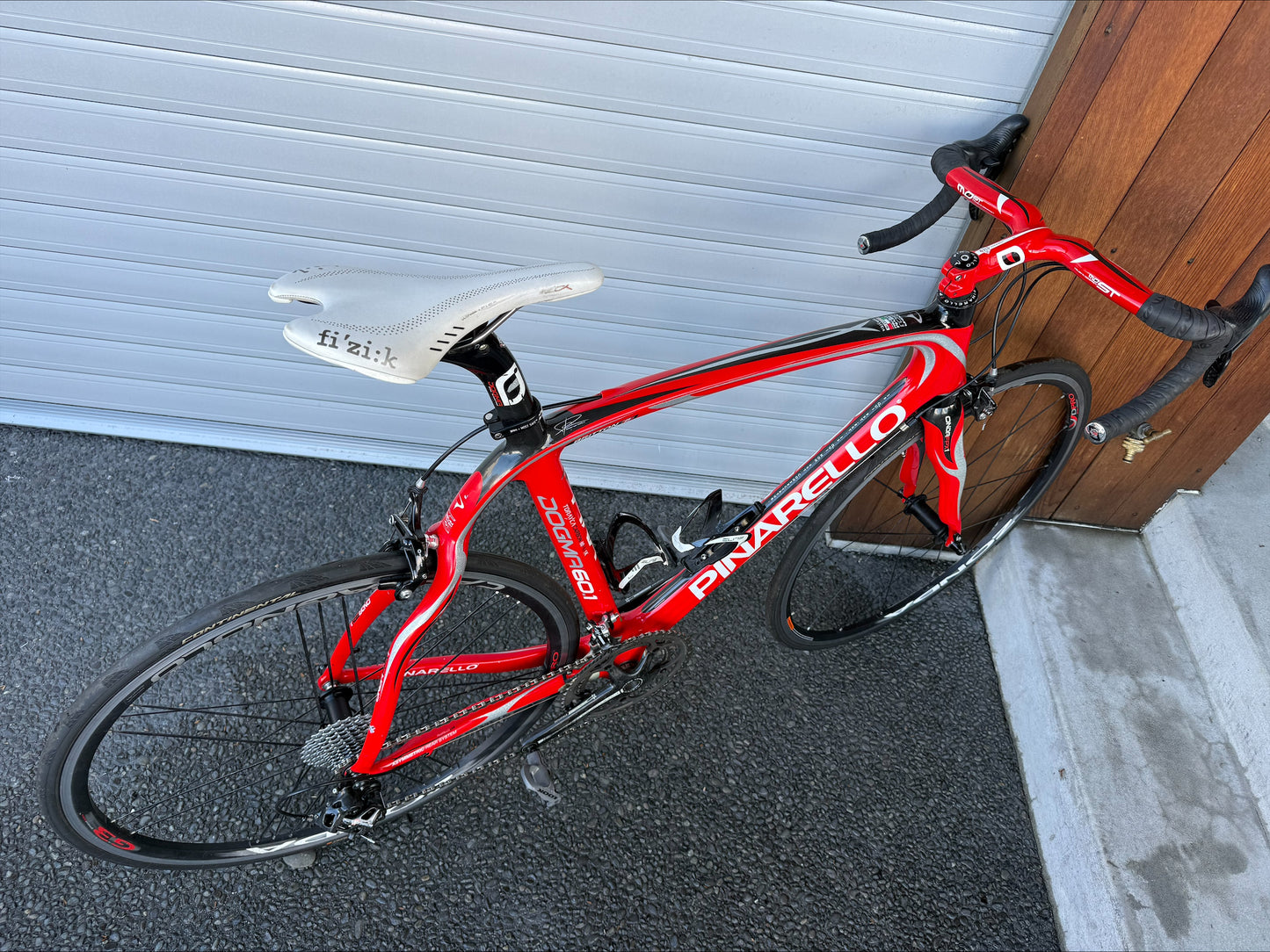 Pinarello Dogma 60.1 (11 Spd Campag Super Record) - Large (PICK UP HAMILTON CENTRAL)