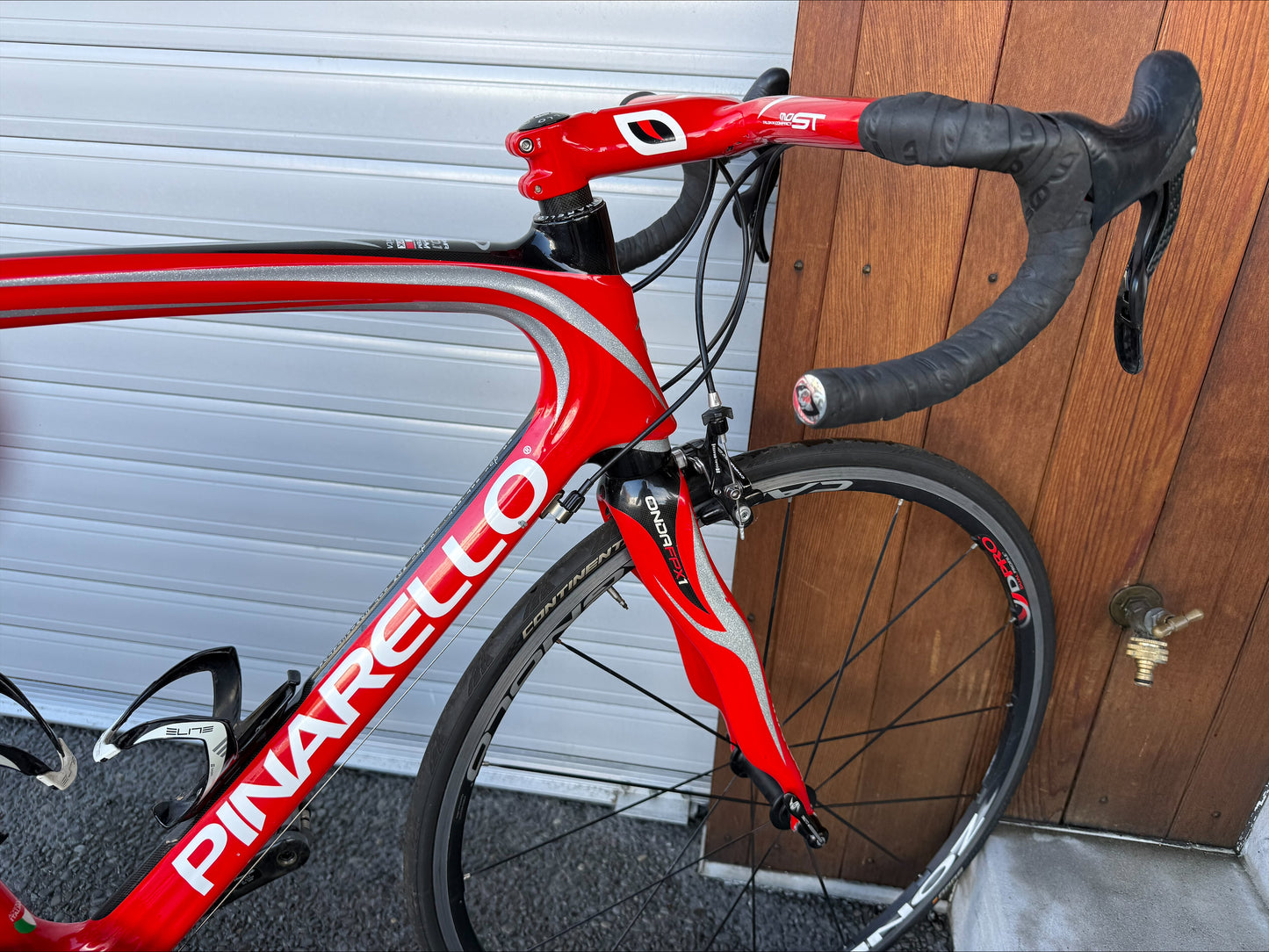 Pinarello Dogma 60.1 (11 Spd Campag Super Record) - Large (PICK UP HAMILTON CENTRAL)