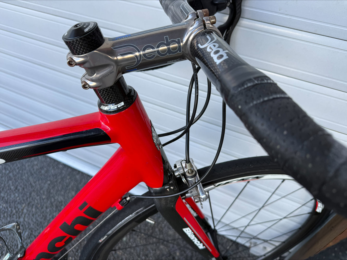Bianchi 928 (11 Spd Campag Chorus) - Large (PICK UP HAMILTON CENTRAL)